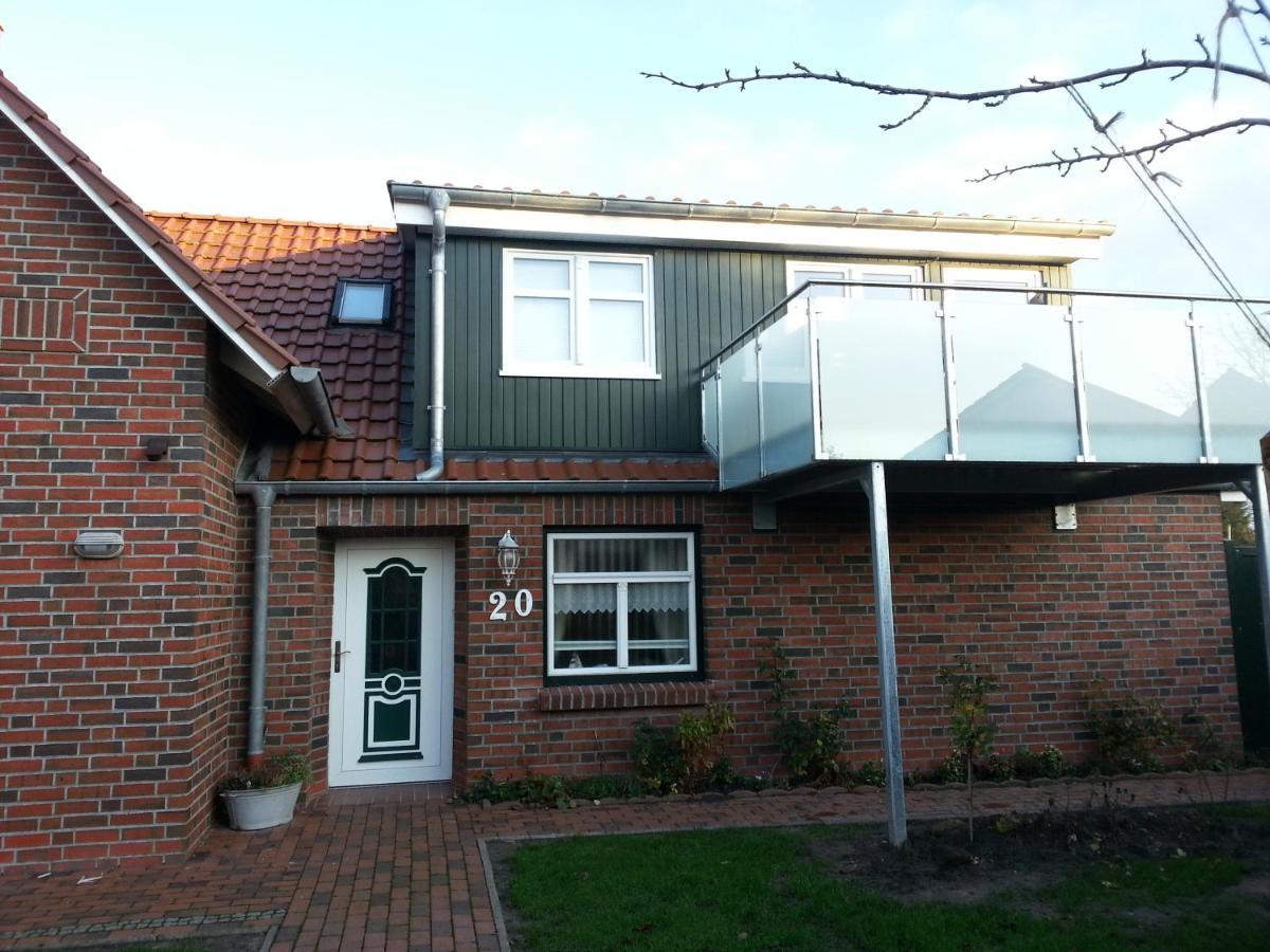 Ferienwohnung Omas Huus Esens Exterior foto